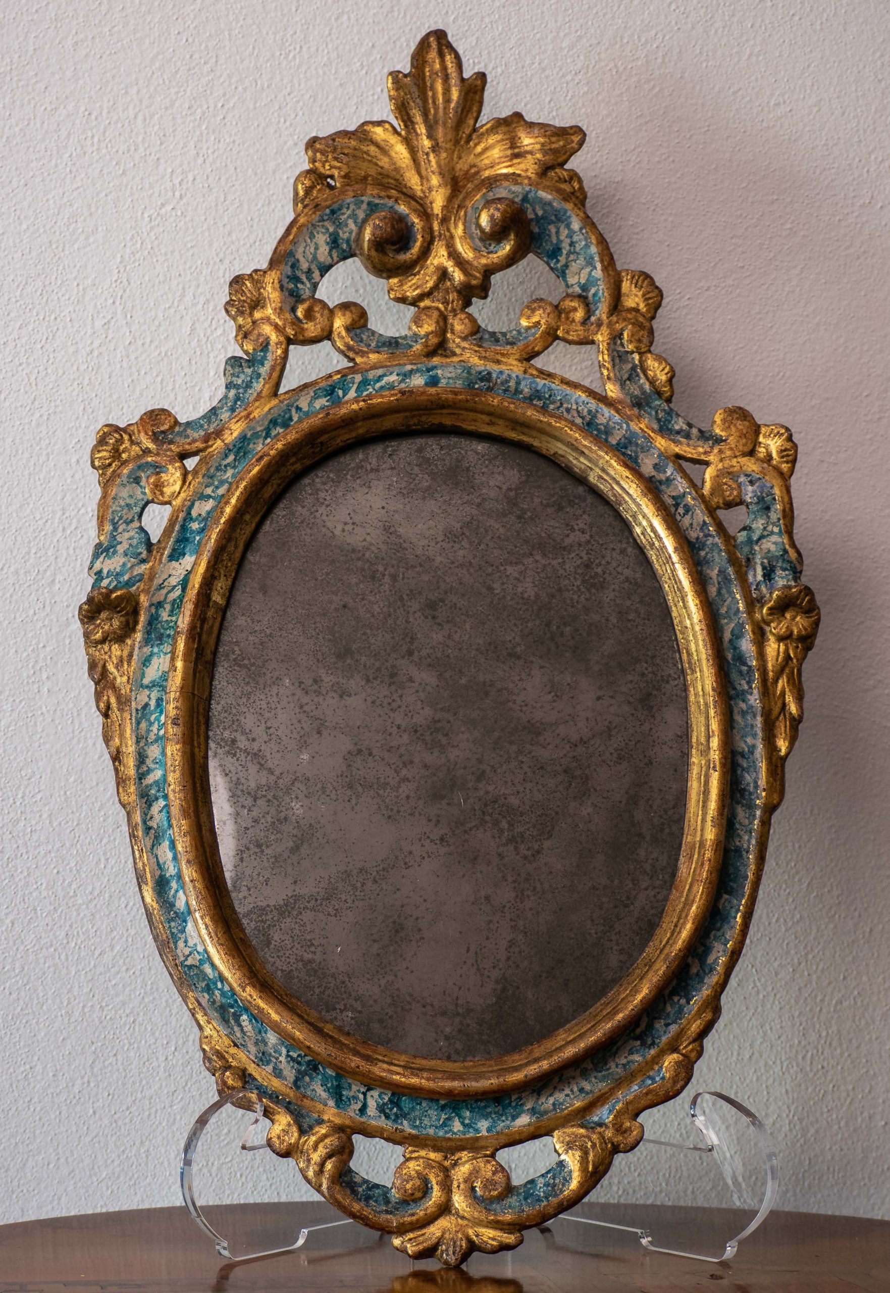 Specchiera in legno intagliato dipinto e.dorato , XVIII secolo